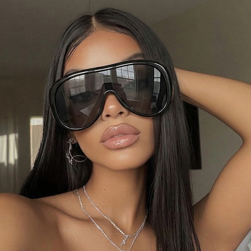 Oversized One Piece Large Fram - Sunglasses Cat Eye avis et prix